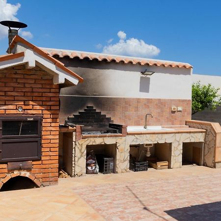 Amaris Mango Seafront Villa Гранели Екстериор снимка