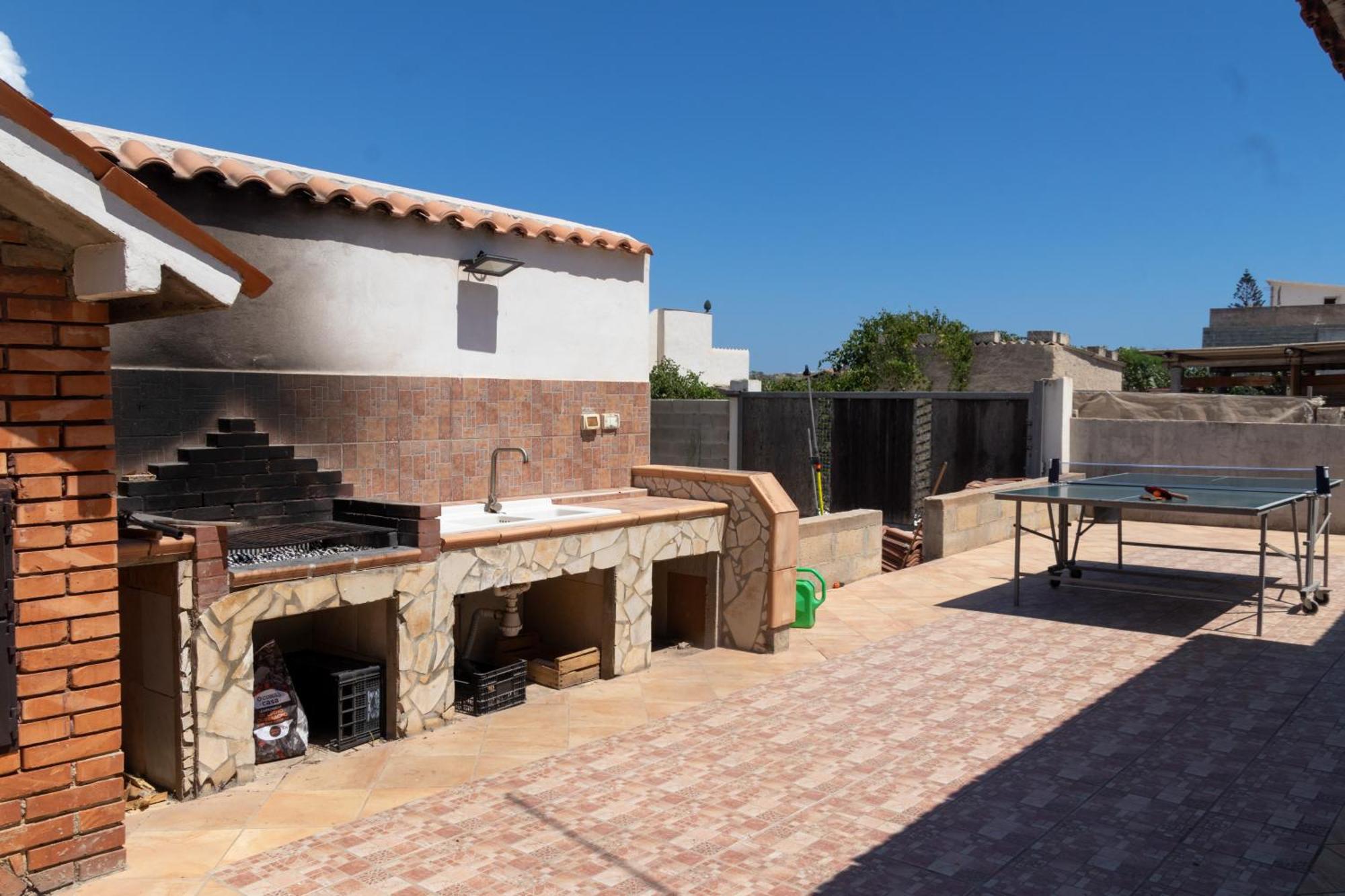 Amaris Mango Seafront Villa Гранели Екстериор снимка